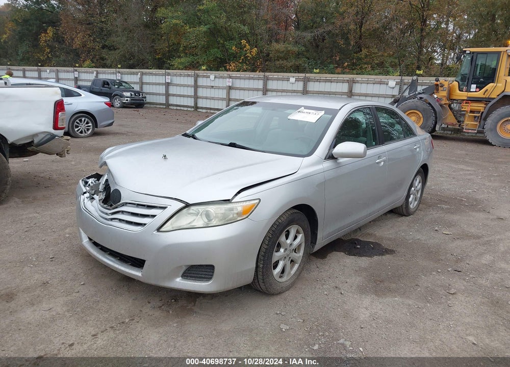 2011 TOYOTA CAMRY LE VIN: 4T1BF3EK7BU687827