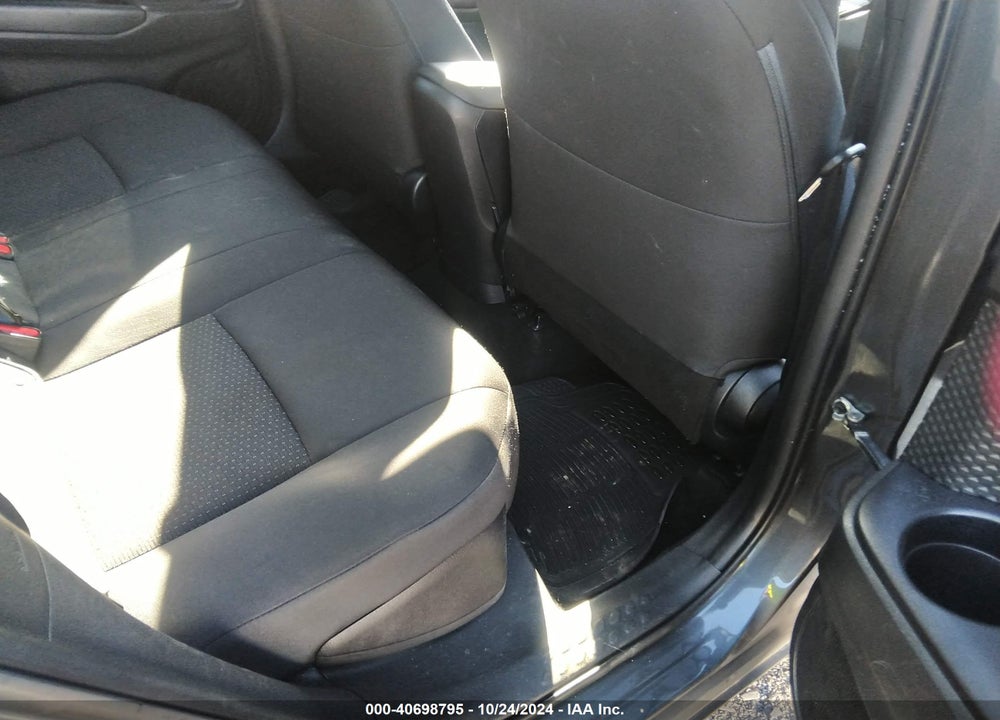2018 TOYOTA C-HR XLE PREMIUM VIN: NMTKHMBXXJR007571