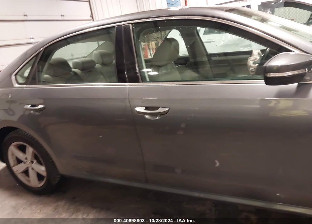 2013 VOLKSWAGEN PASSAT VIN: 1VWBN7A3XDC059442