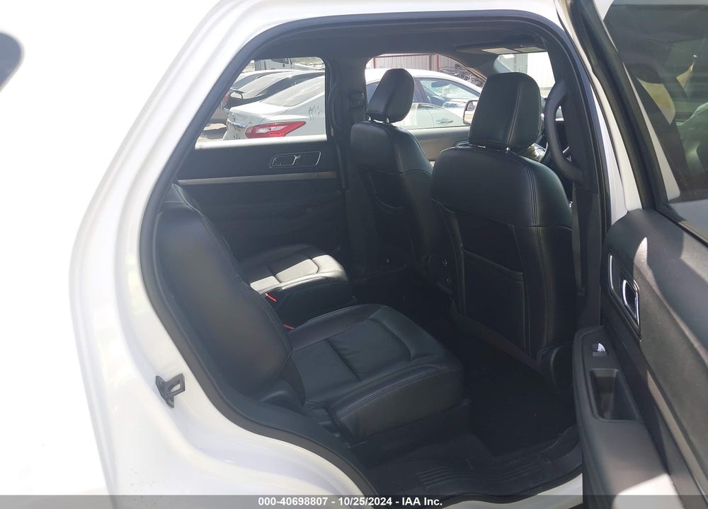 2018 FORD EXPLORER XLT VIN: 1FM5K7D8XJGC92964