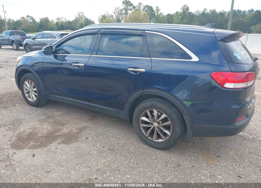 2016 KIA SORENTO 2.4L LX VIN: 5XYPG4A30GG036205