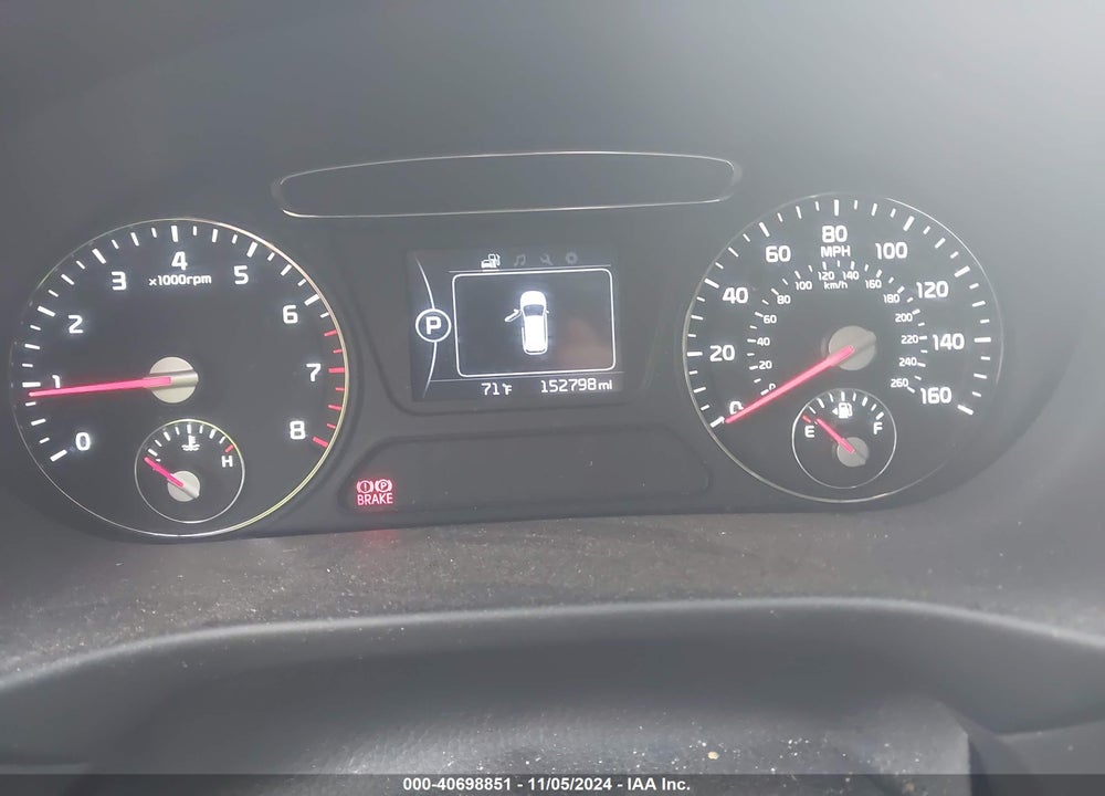 2016 KIA SORENTO 2.4L LX VIN: 5XYPG4A30GG036205