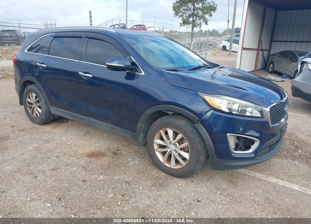 2016 KIA SORENTO 2.4L LX VIN: 5XYPG4A30GG036205
