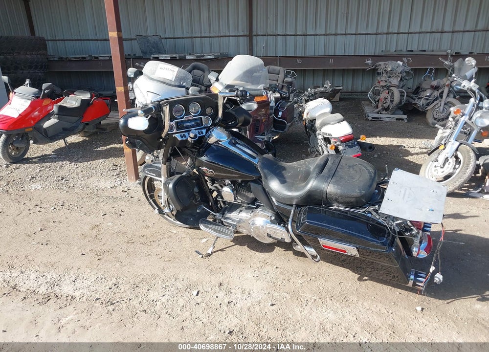 2012 HARLEY-DAVIDSON FLHTCU ULTRA CLASSIC ELECTRA GLD VIN: 1HD1FCM13CB654344