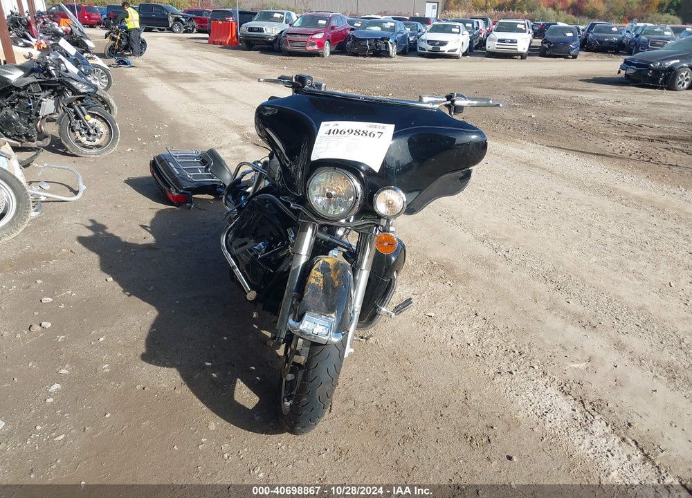 2012 HARLEY-DAVIDSON FLHTCU ULTRA CLASSIC ELECTRA GLD VIN: 1HD1FCM13CB654344