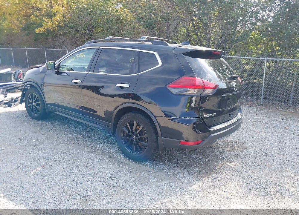 2017 NISSAN ROGUE SV VIN: 5N1AT2MV1HC812538