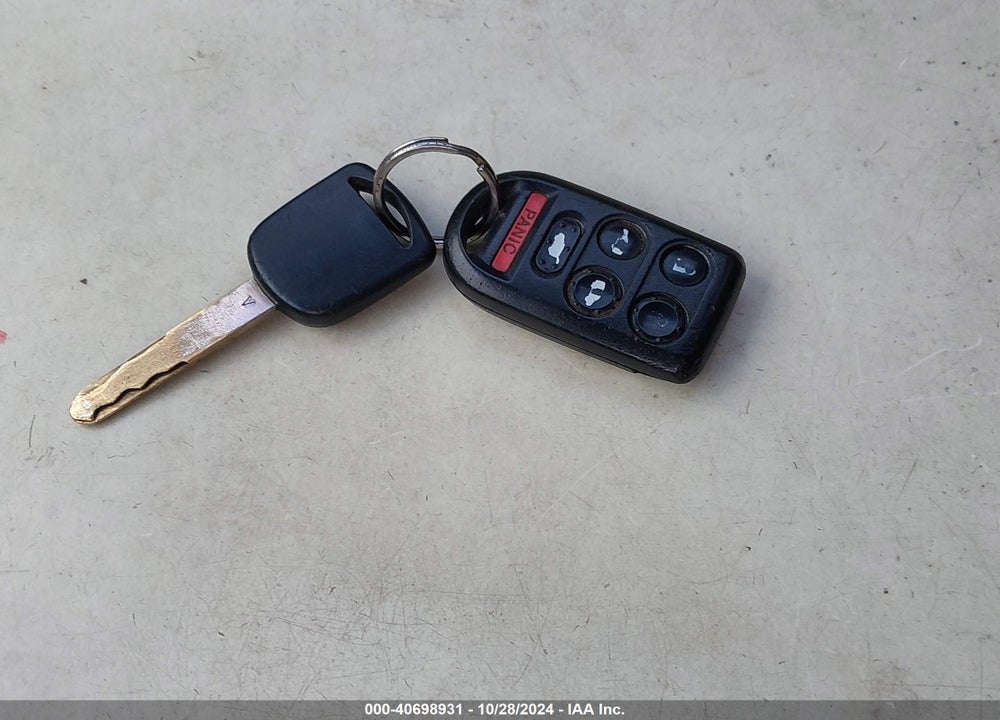 2003 HONDA ACCORD 2.4 LX VIN: 1HGCM56313A089948