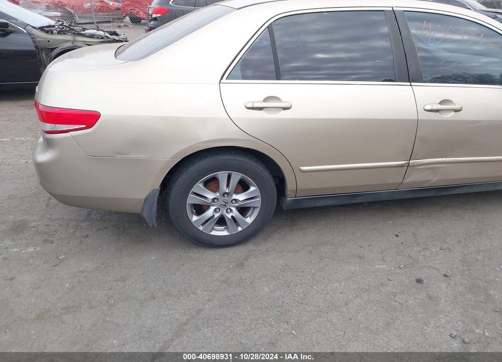 2003 HONDA ACCORD 2.4 LX VIN: 1HGCM56313A089948