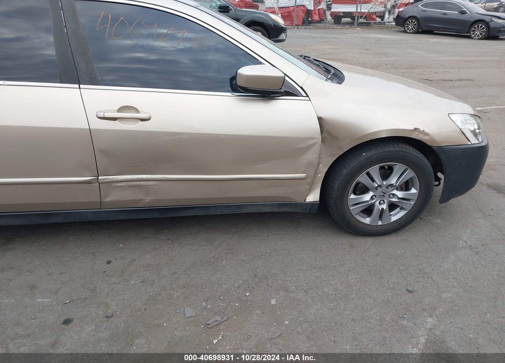 2003 HONDA ACCORD 2.4 LX VIN: 1HGCM56313A089948