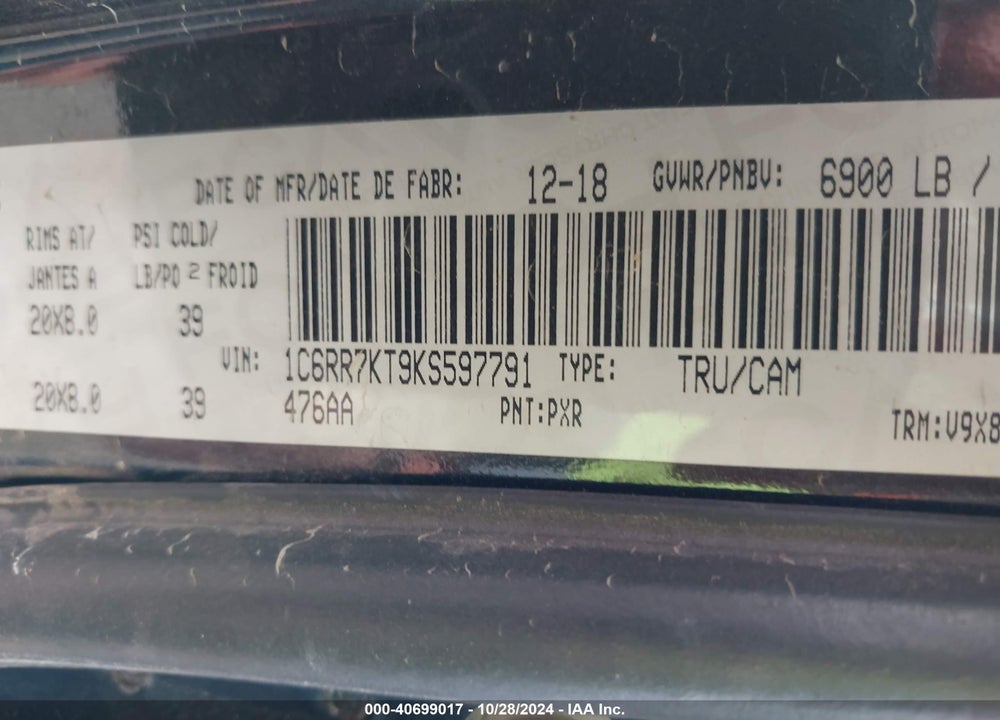 2019 RAM 1500 CLASSIC VIN: 1C6RR7KT9KS597791
