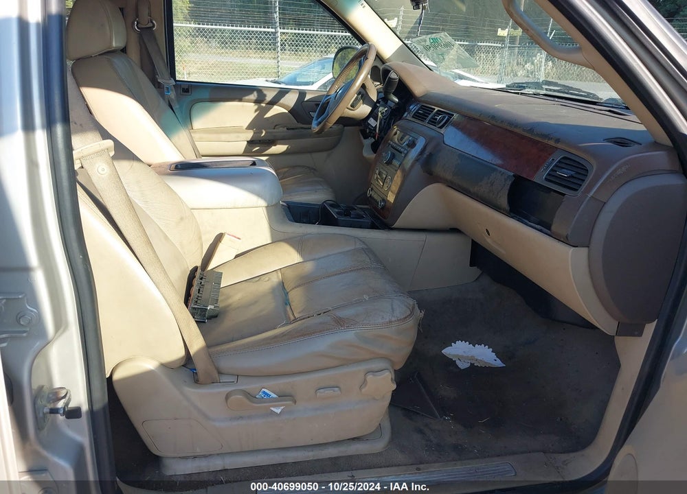 2009 CHEVROLET TAHOE LT2 VIN: 1GNFC23019R153088