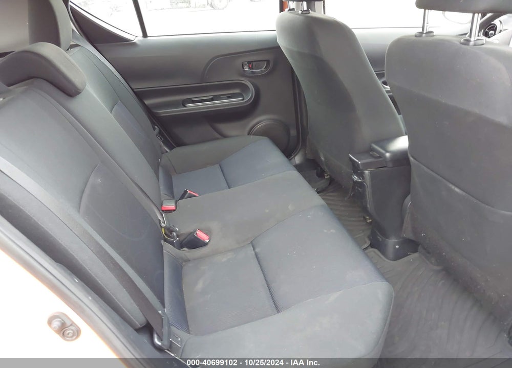 2015 TOYOTA PRIUS C TWO VIN: JTDKDTB3XF1113754