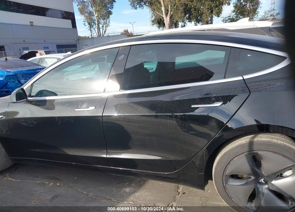 2018 TESLA MODEL 3 LONG RANGE/MID RANGE VIN: 5YJ3E1EAXJF034407