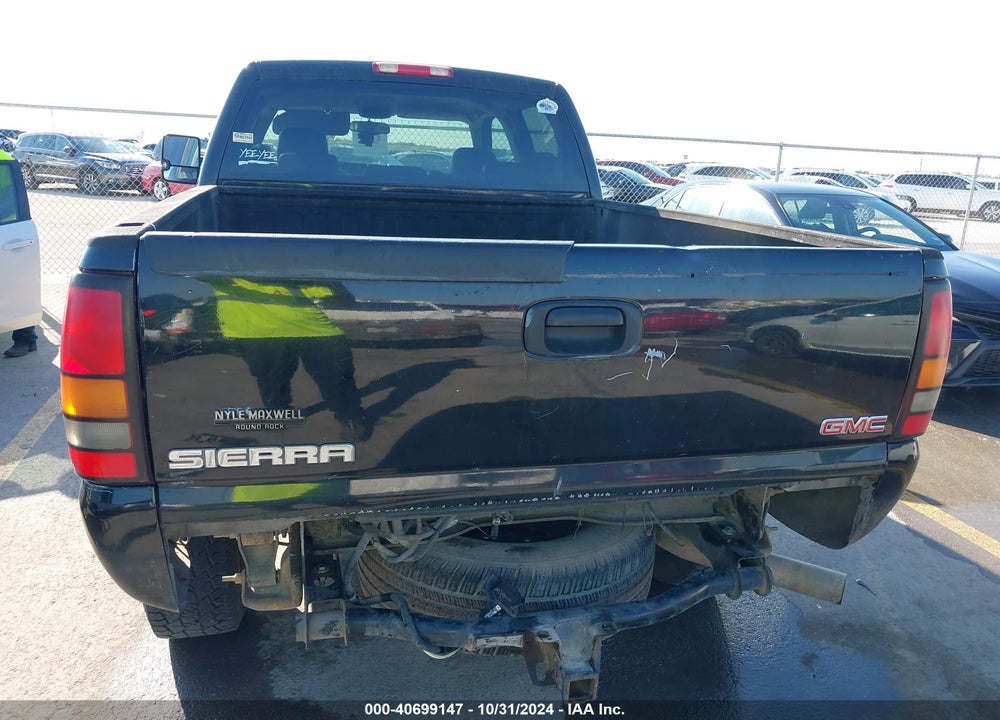 2007 GMC SIERRA 2500HD CLASSIC SLT VIN: 1GTHK23D87F179936