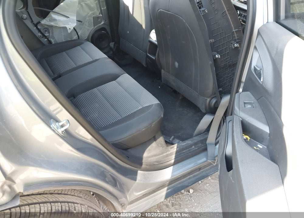 2024 CHEVROLET TRAX FWD LT VIN: KL77LHE2XRC171684