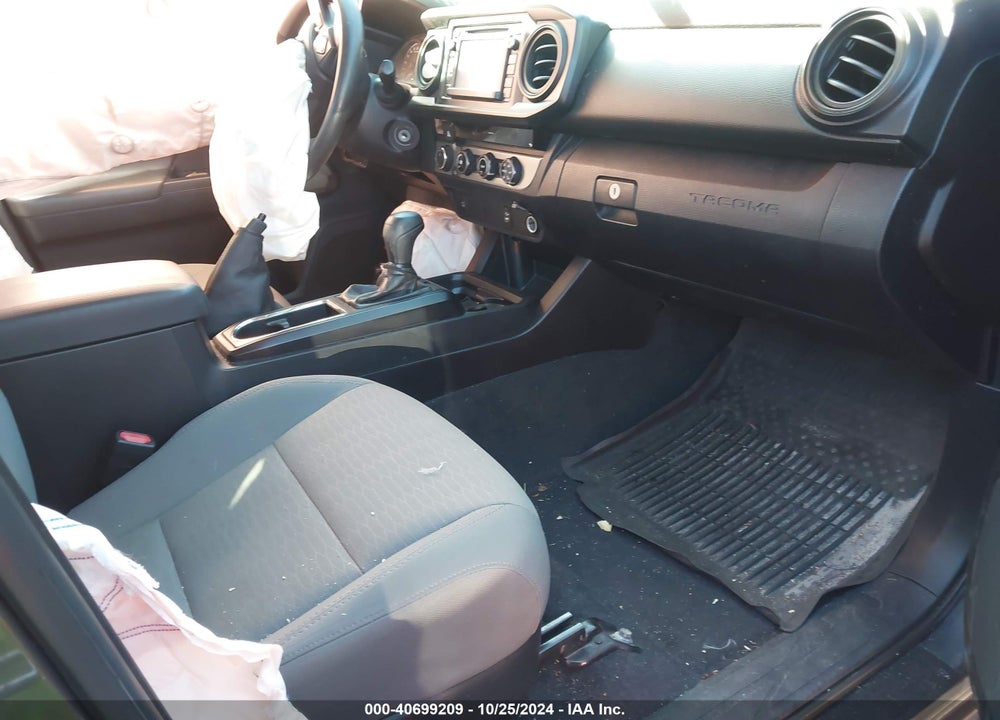 2016 TOYOTA TACOMA SR VIN: 5TFSX5EN8GX043721