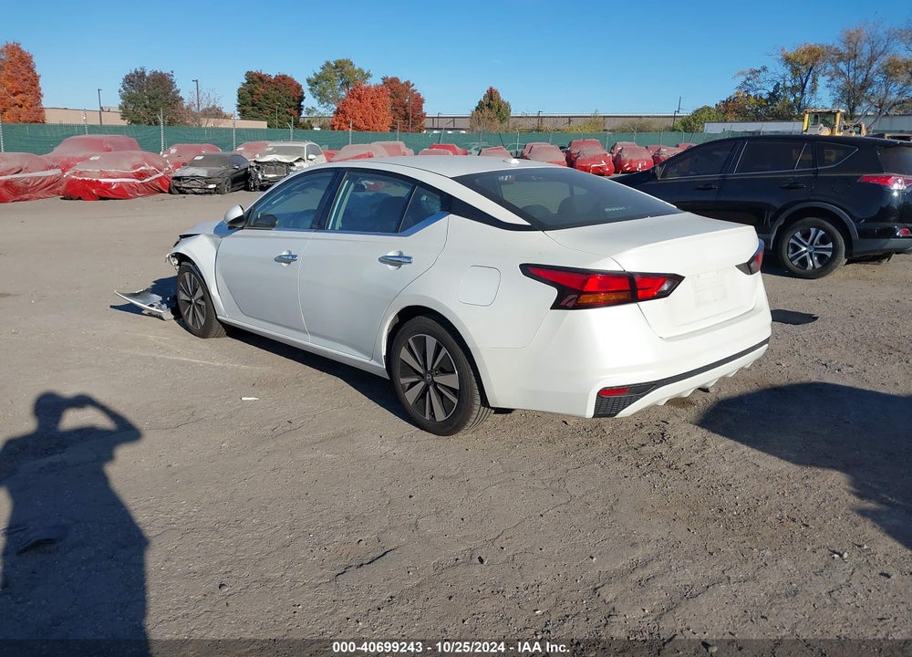2021 NISSAN ALTIMA SV FWD VIN: 1N4BL4DV3MN403823