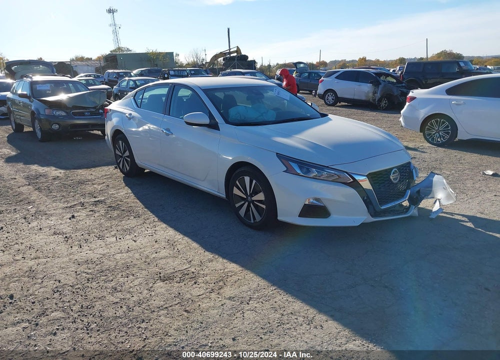 2021 NISSAN ALTIMA SV FWD VIN: 1N4BL4DV3MN403823