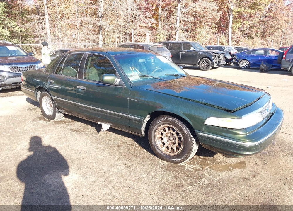 1997 FORD CROWN VICTORIA LX VIN: 2FALP74W9VX235253