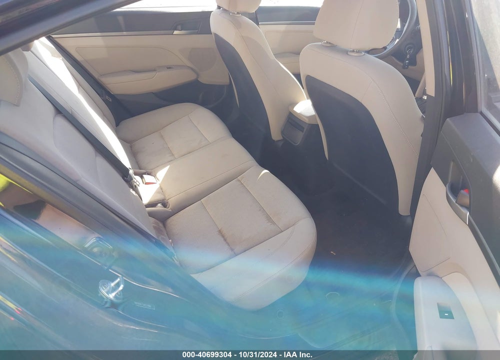 2018 HYUNDAI ELANTRA SEL VIN: 5NPD84LF7JH227966