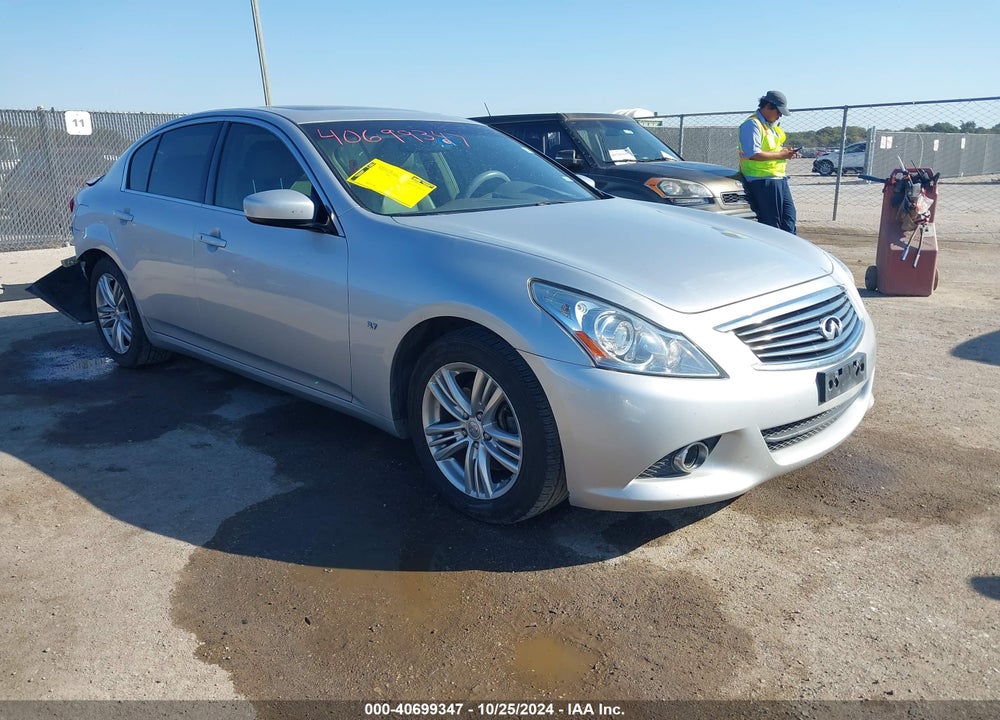 2015 INFINITI Q40 VIN: JN1CV6AP2FM580563