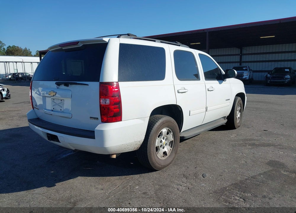2011 CHEVROLET TAHOE LS VIN: 1GNSCAE04BR367956