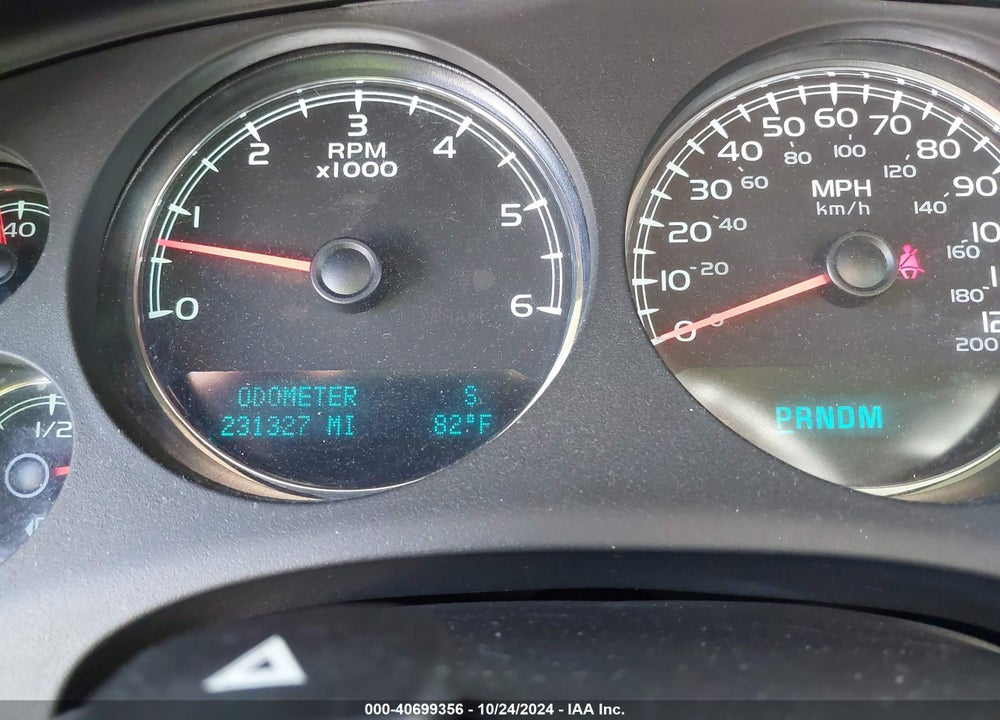 2011 CHEVROLET TAHOE LS VIN: 1GNSCAE04BR367956