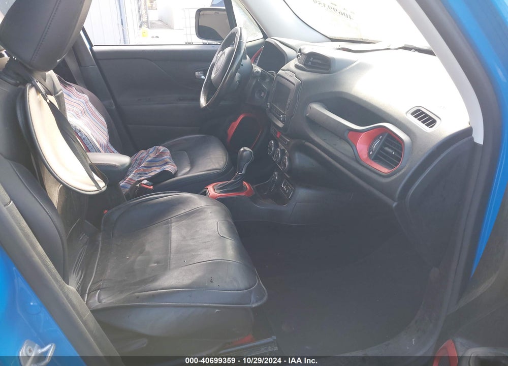 2015 JEEP RENEGADE TRAILHAWK VIN: ZACCJBCT8FPB98759