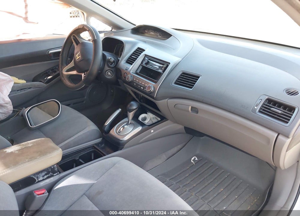 2010 HONDA CIVIC LX VIN: 2HGFA1F5XAH537991