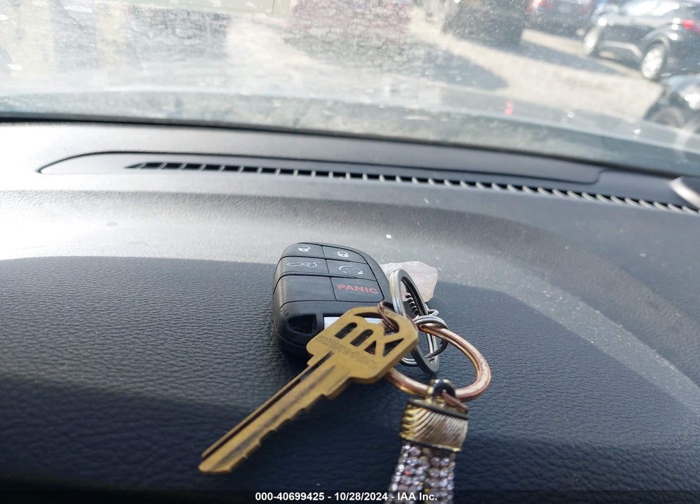 2015 JEEP GRAND CHEROKEE ALTITUDE VIN: 1C4RJFAG3FC130266