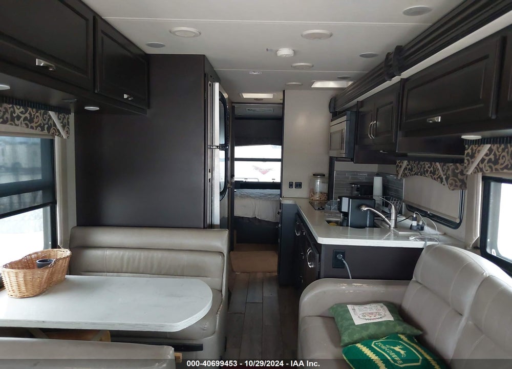 2017 DYNAMAK M2 VIN: 1FVACXCY2GHHG1648
