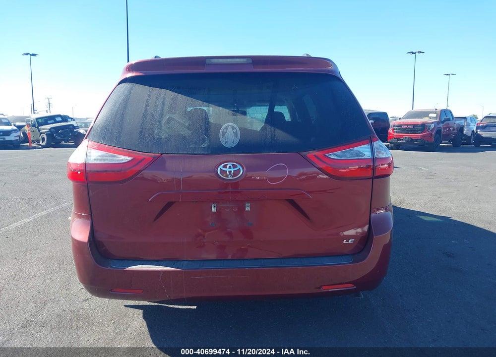 2017 TOYOTA SIENNA LE 8 PASSENGER VIN: 5TDKZ3DC8HS786756