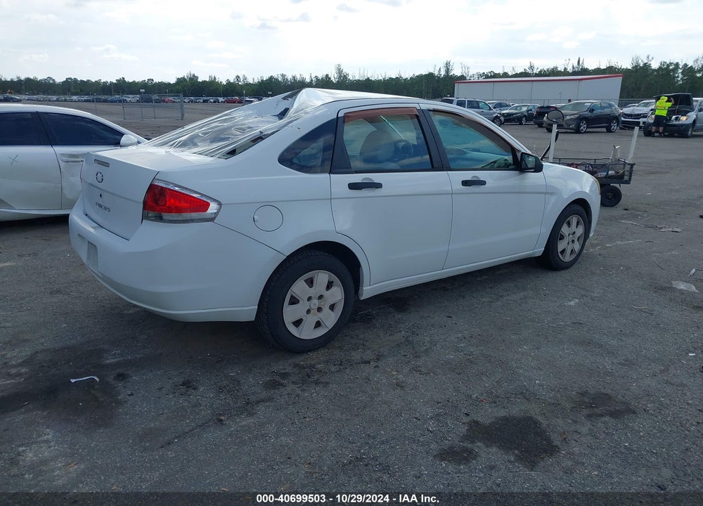 2008 FORD FOCUS S VIN: 1FAHP34N68W158251