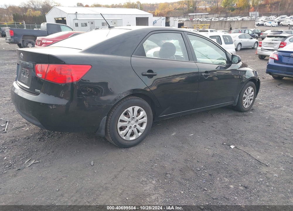 2010 KIA FORTE LX VIN: KNAFT4A24A5273078