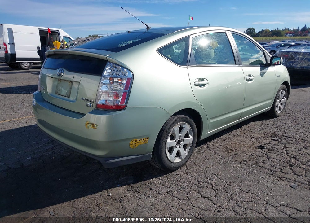 2007 TOYOTA PRIUS VIN: JTDKB20U677555621