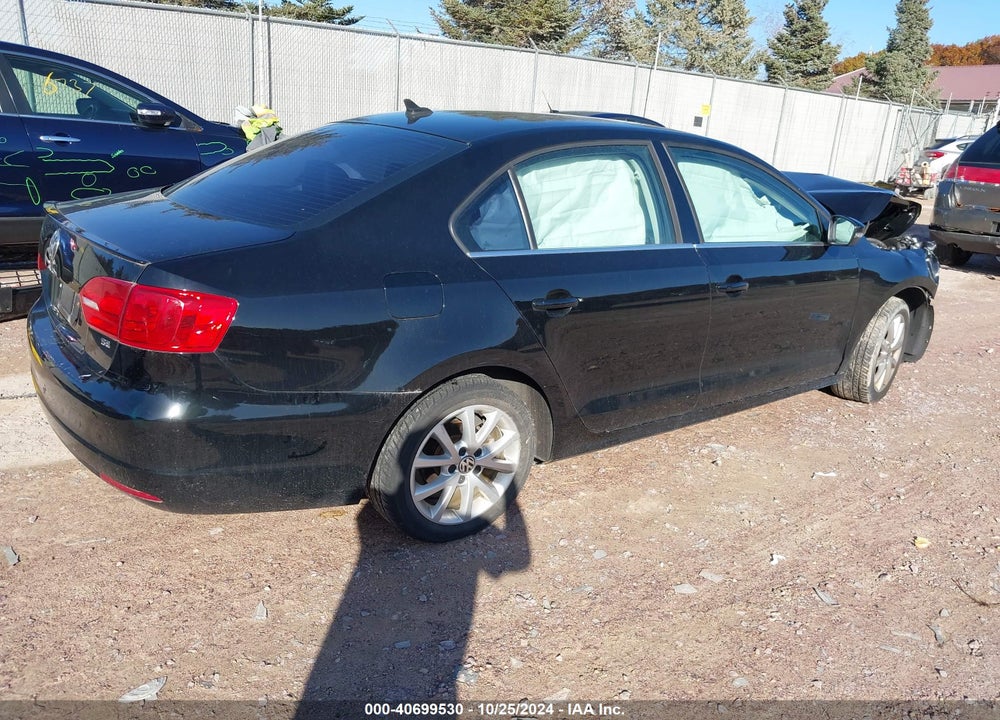 2014 VOLKSWAGEN JETTA 1.8T SE VIN: 3VWD07AJ2EM380249