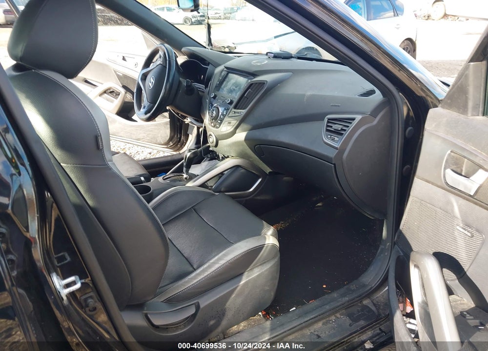 2017 HYUNDAI VELOSTER TURBO VIN: KMHTC6AE5HU313045
