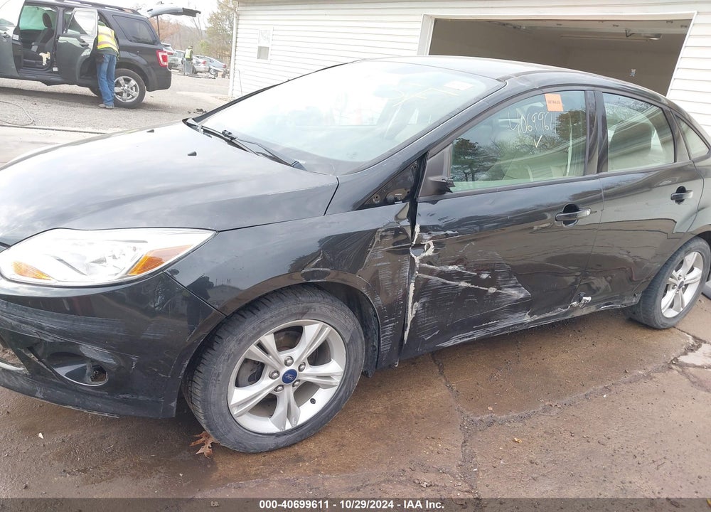 2014 FORD FOCUS SE VIN: 1FADP3F20EL438200