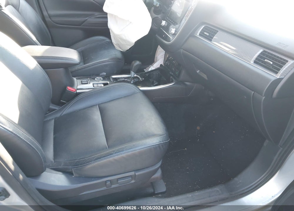 2020 MITSUBISHI OUTLANDER ES 2.4 /LE 2.4 /SE 2.4 /SEL 2.4 /SP 2.4 VIN: JA4AZ3A32LZ032303