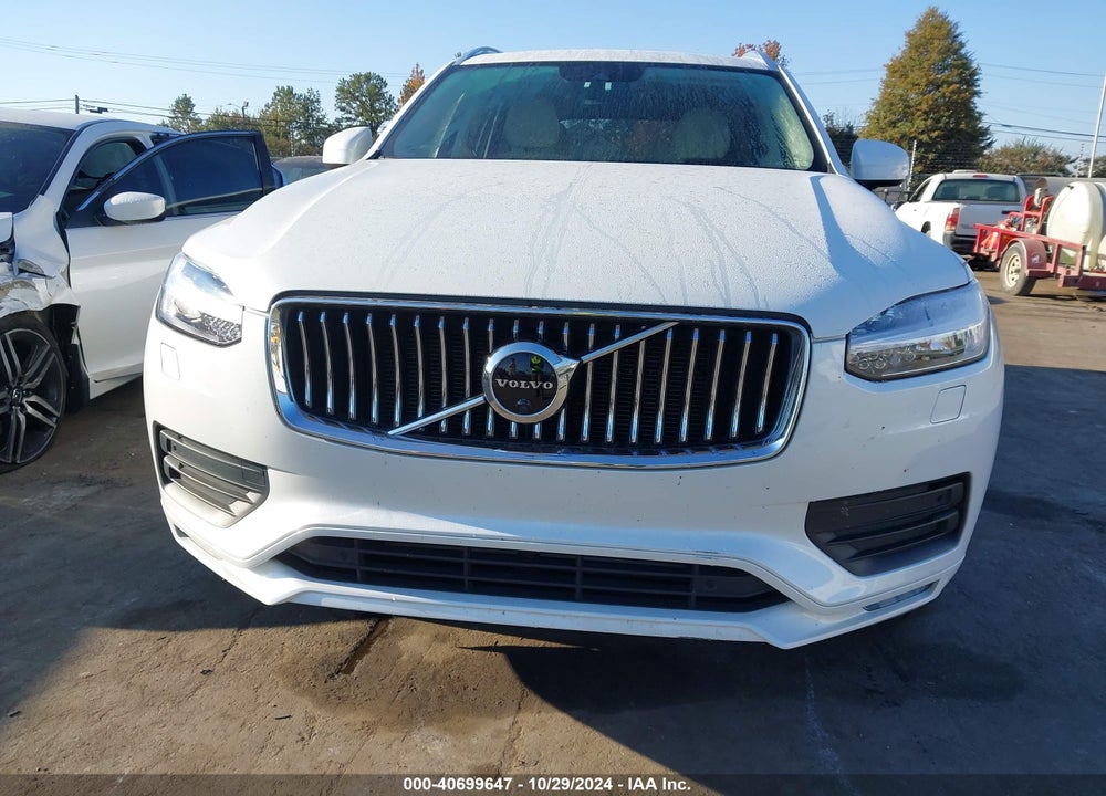 2022 VOLVO XC90 T6 MOMENTUM 7 PASSENGER VIN: YV4A22PK6N1777962