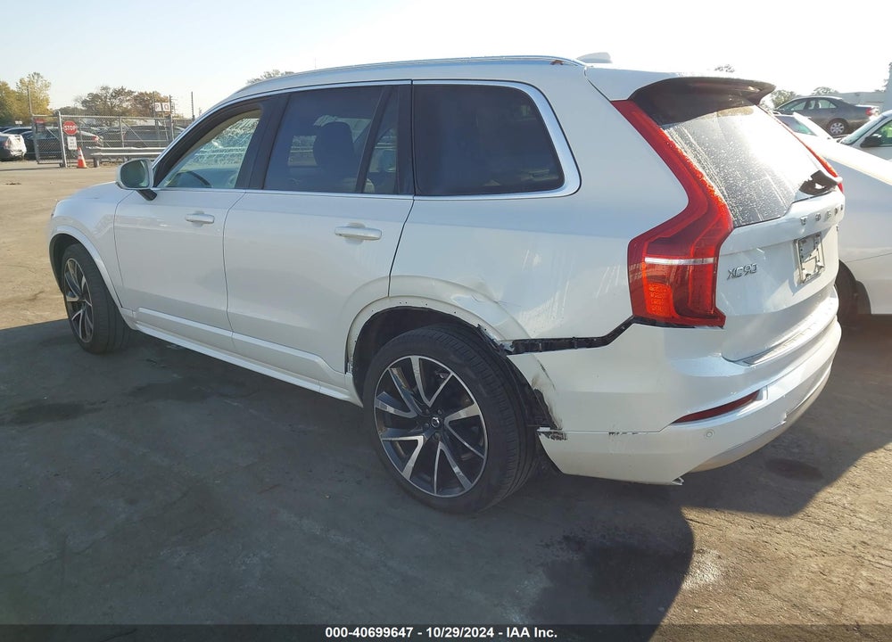 2022 VOLVO XC90 T6 MOMENTUM 7 PASSENGER VIN: YV4A22PK6N1777962