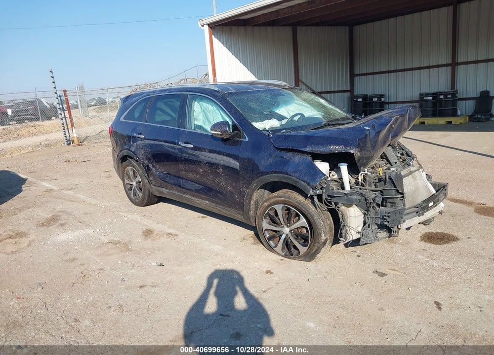 2018 KIA SORENTO 3.3L EX VIN: 5XYPH4A58JG419086