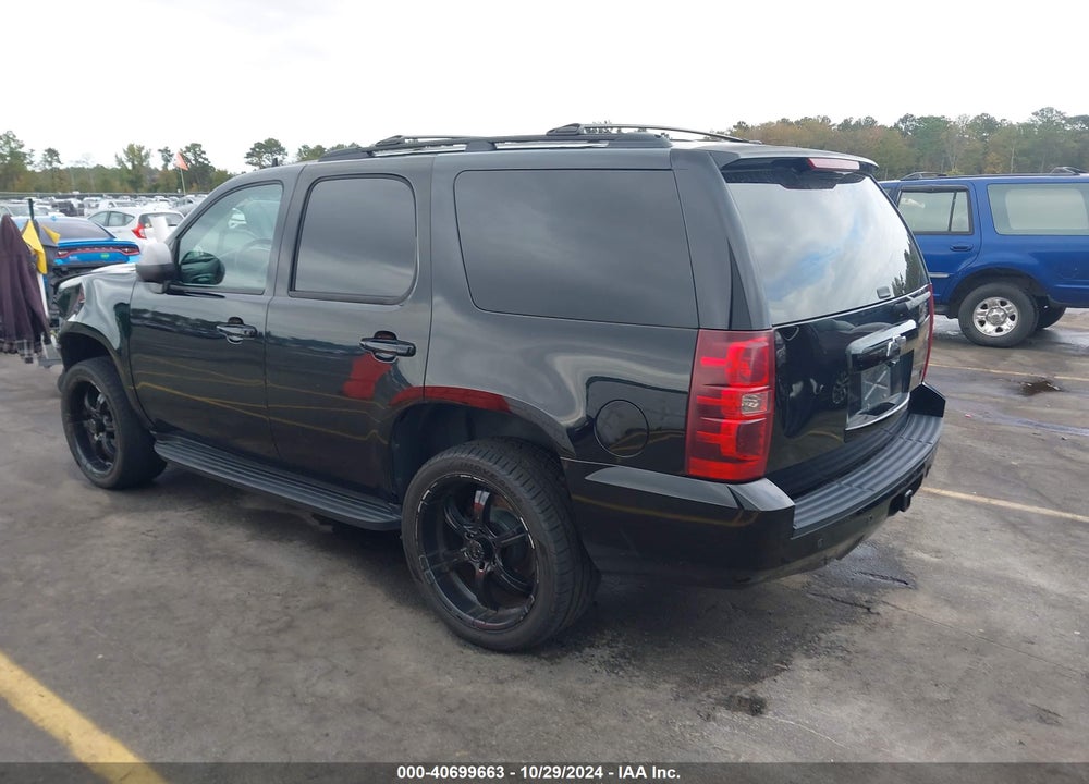 2008 CHEVROLET TAHOE LT VIN: 1GNFC13038R199305