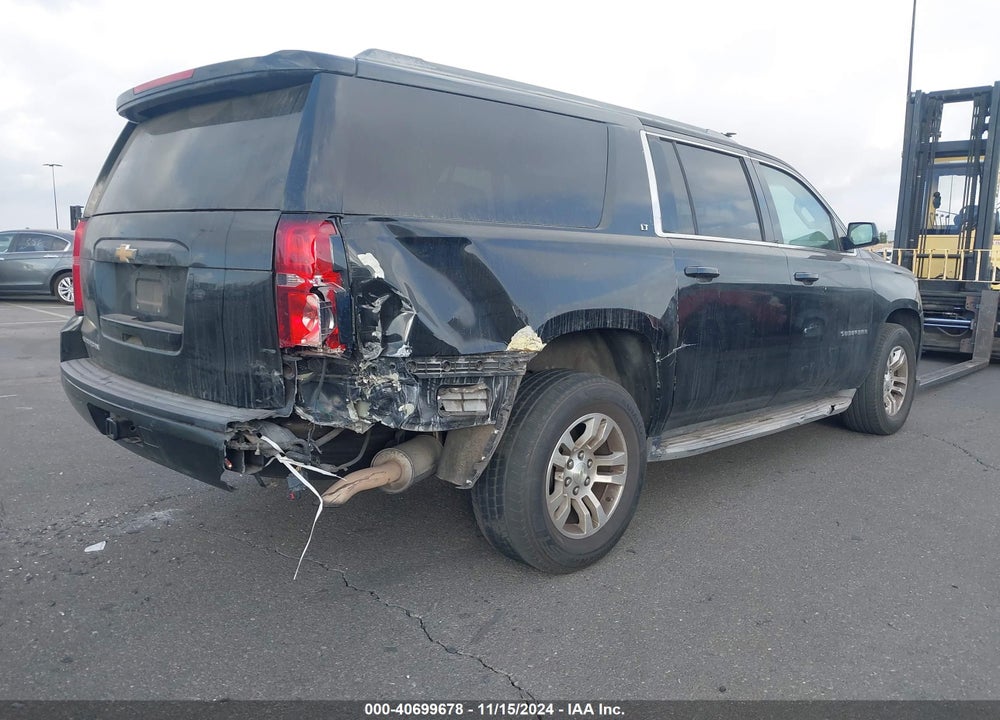 2015 CHEVROLET SUBURBAN 1500 LT VIN: 1GNSCJKC2FR615027