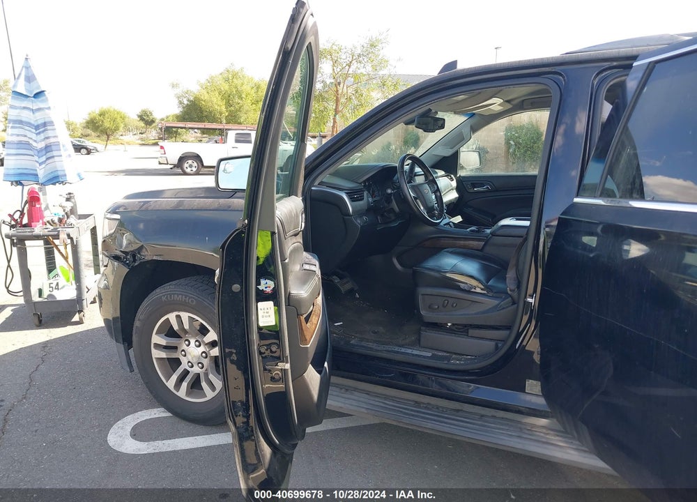 2015 CHEVROLET SUBURBAN 1500 LT VIN: 1GNSCJKC2FR615027