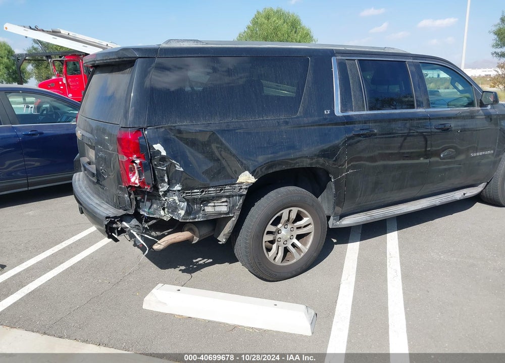 2015 CHEVROLET SUBURBAN 1500 LT VIN: 1GNSCJKC2FR615027