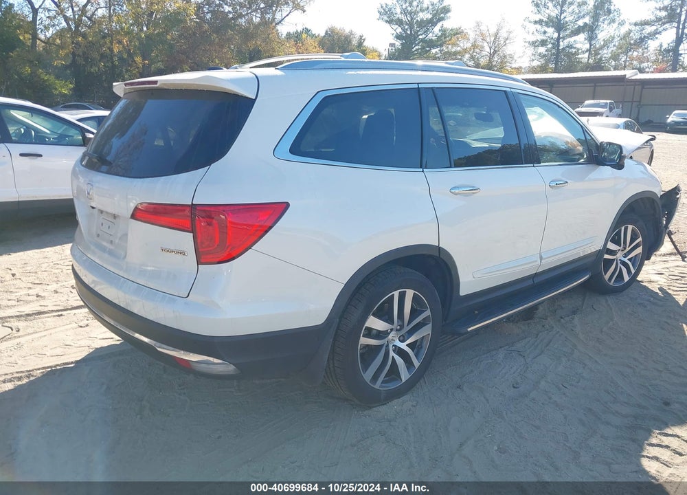 2018 HONDA PILOT TOURING VIN: 5FNYF5H90JB008913
