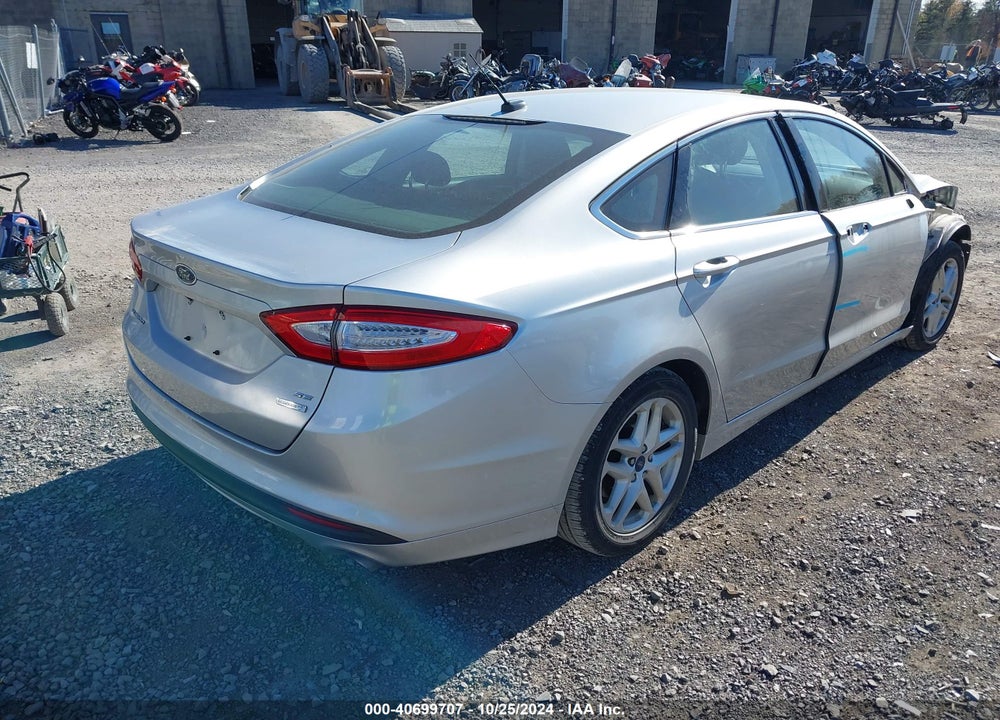 2015 FORD FUSION SE VIN: 3FA6P0HD4FR188307