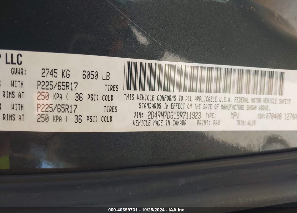 2011 DODGE GRAND CARAVAN R/T VIN: 2D4RN7DG1BR711923