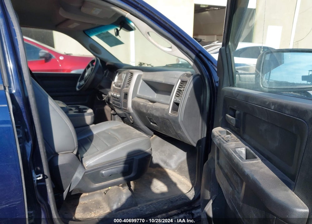 2013 RAM 1500 VIN: 1C6RR6FG1DS570059
